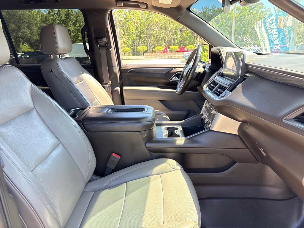 2021 White Frost Tricoat GMC Yukon XL SLT RWD SUV