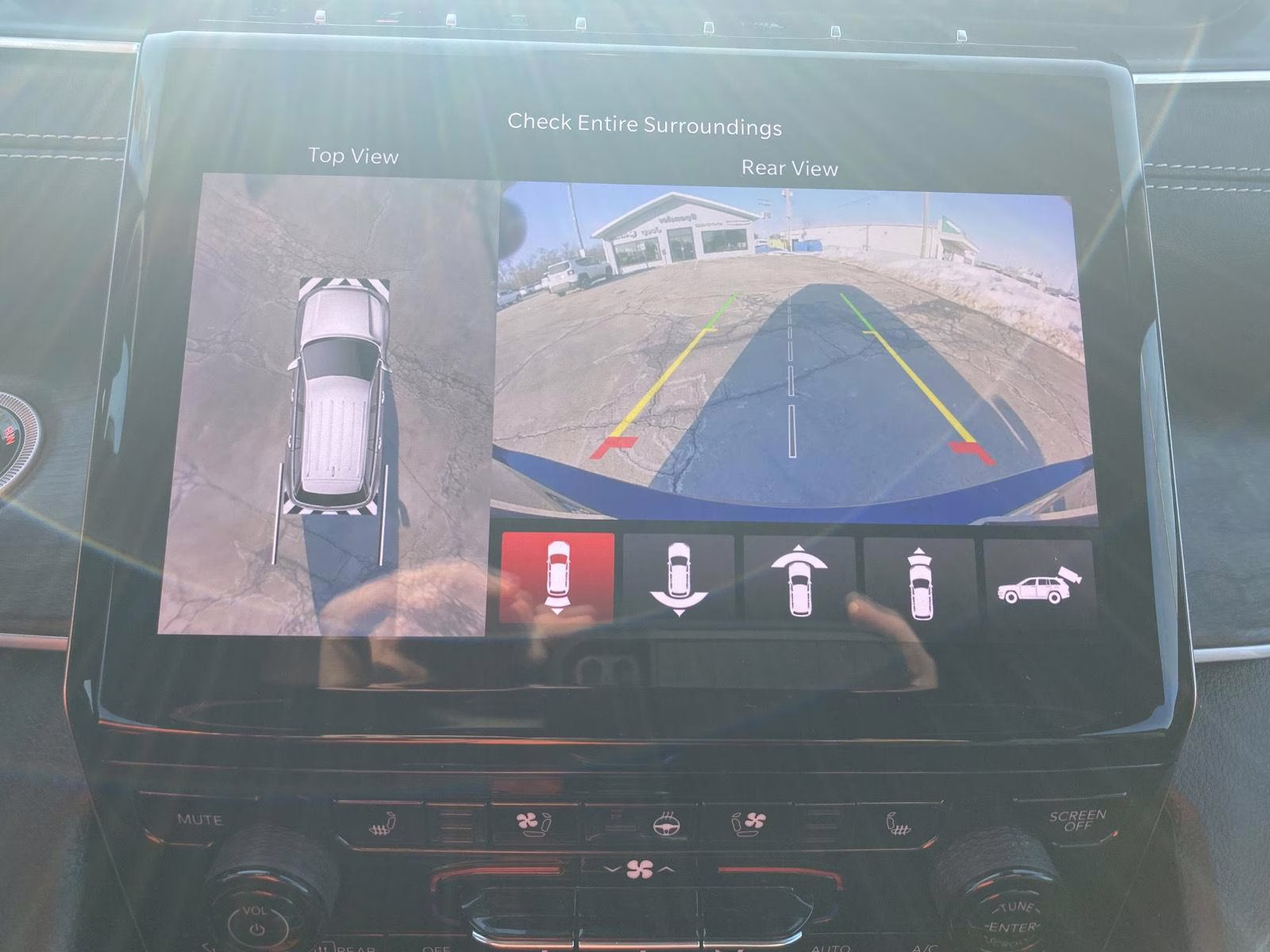 2024 Diamond Black Crystal Pearlcoat Jeep Grand Cherokee L Limited 4X4 SUV