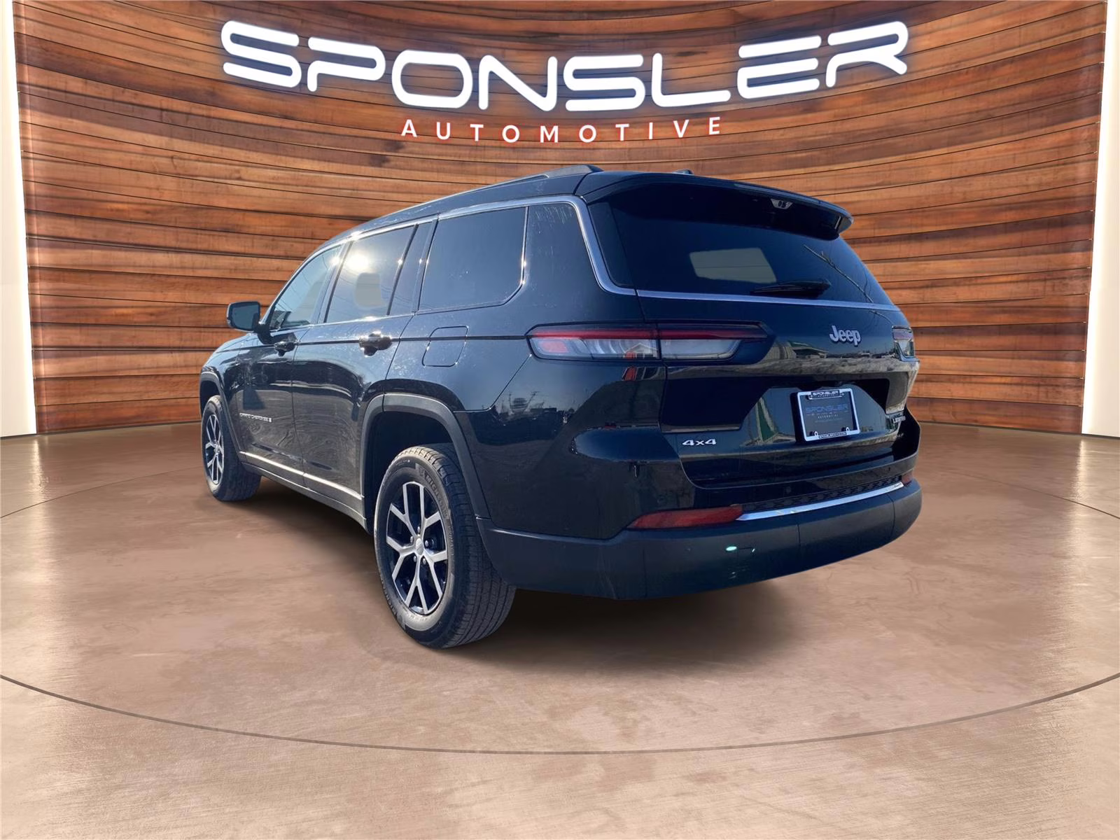 2024 Diamond Black Crystal Pearlcoat Jeep Grand Cherokee L Limited 4X4 SUV