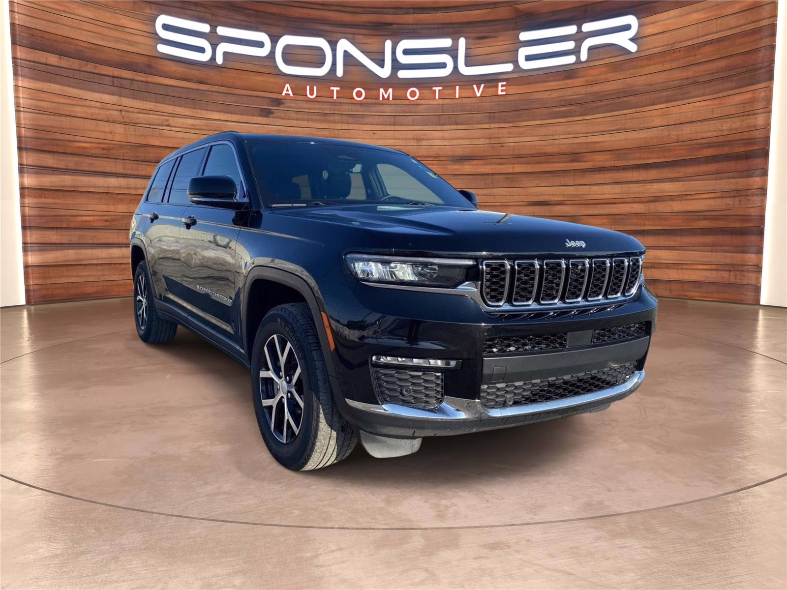 2024 Diamond Black Crystal Pearlcoat Jeep Grand Cherokee L Limited 4X4 SUV