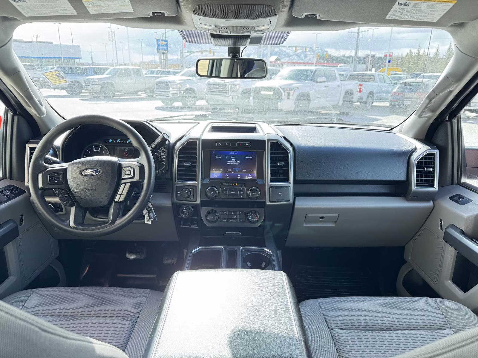 2020 Oxford White Ford F-150 XLT 4X4 Truck