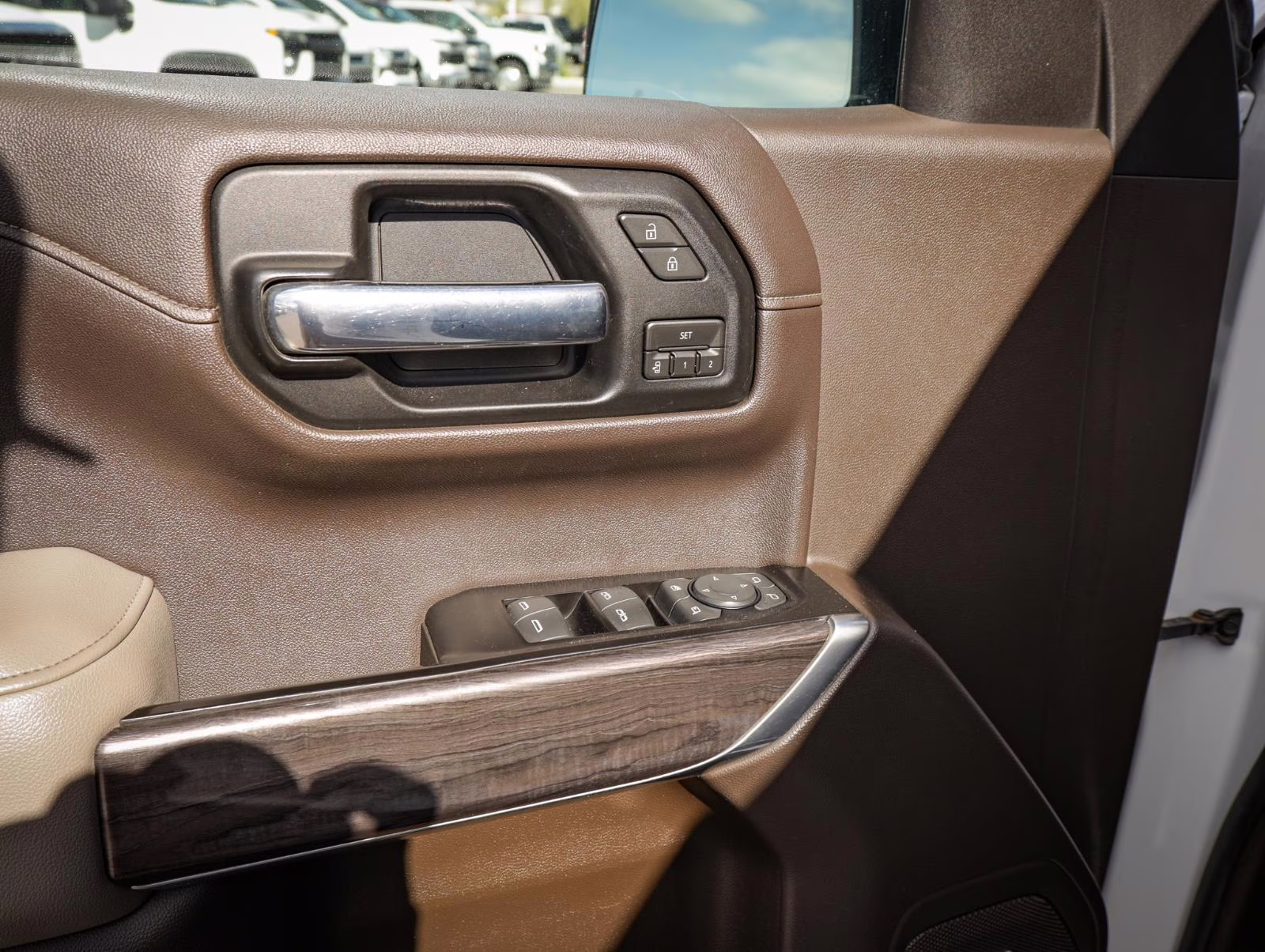 2019 Summit White Chevrolet Silverado 1500 LTZ 4X4 Truck