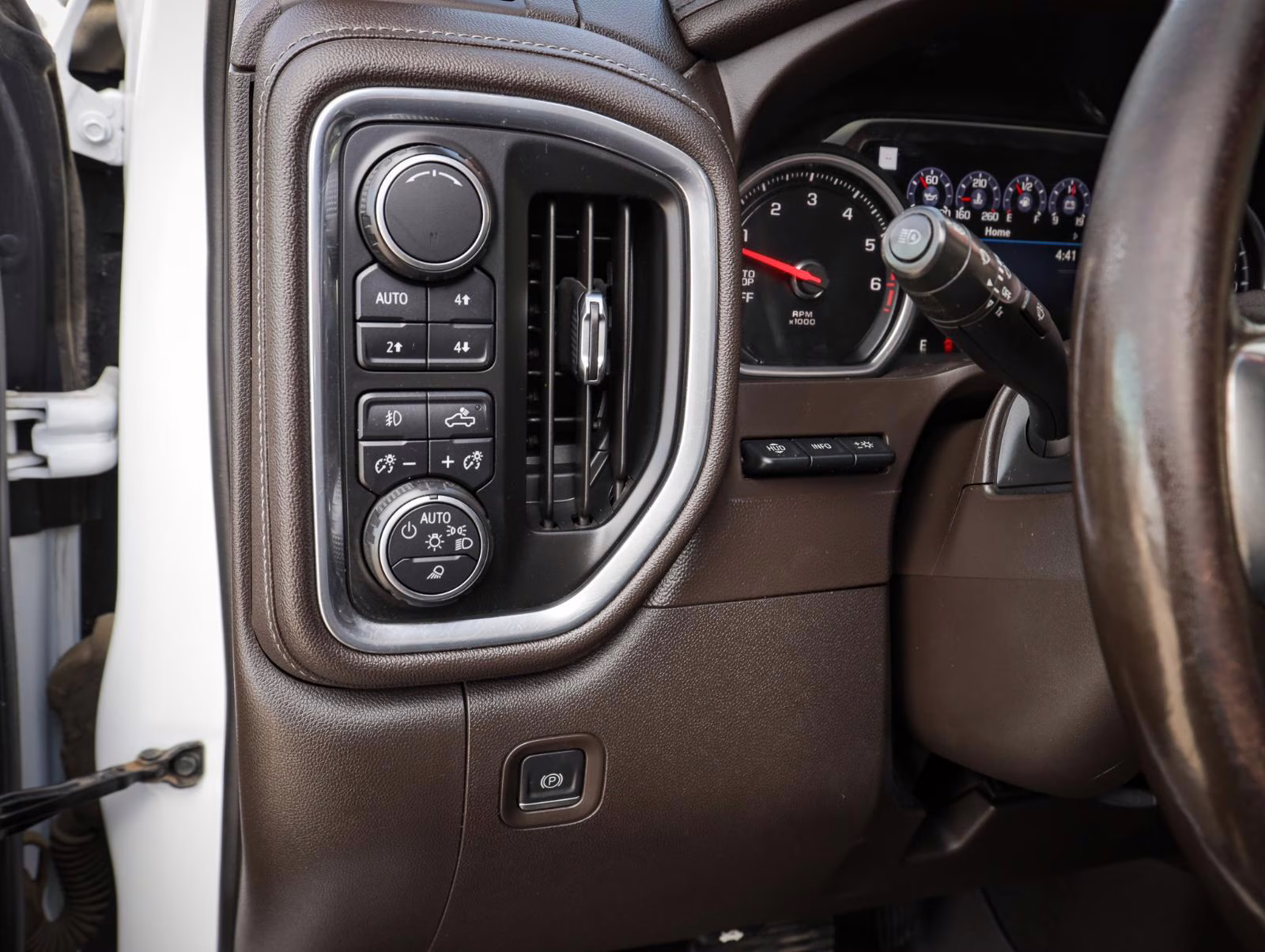2019 Summit White Chevrolet Silverado 1500 LTZ 4X4 Truck