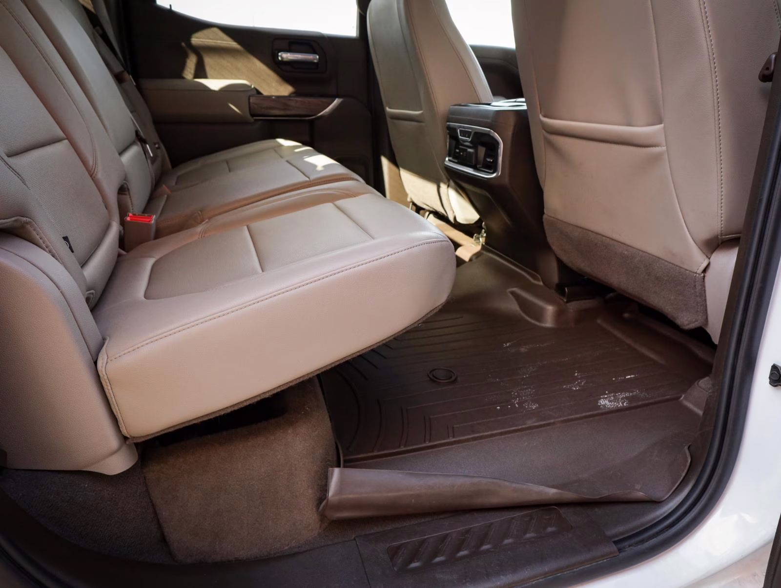 2019 Summit White Chevrolet Silverado 1500 LTZ 4X4 Truck