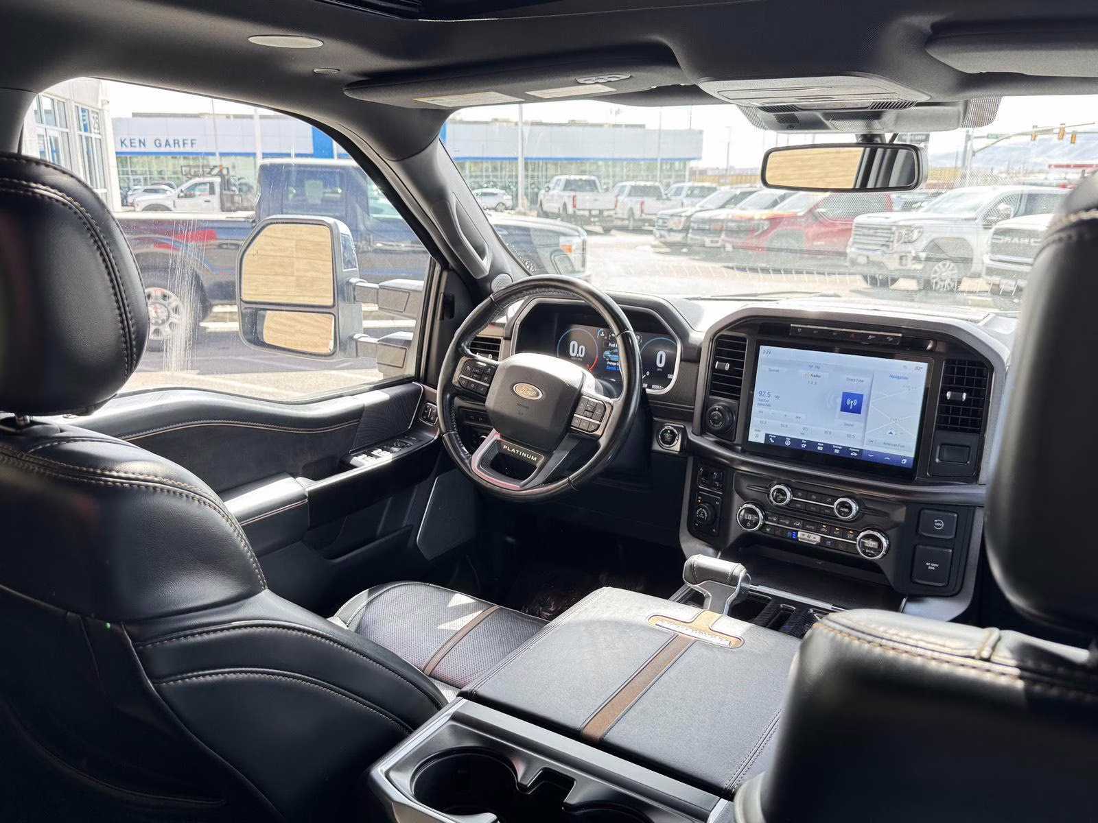 2021 Star White Metallic Tri-Coat Ford F-150 Platinum 4X4 Truck