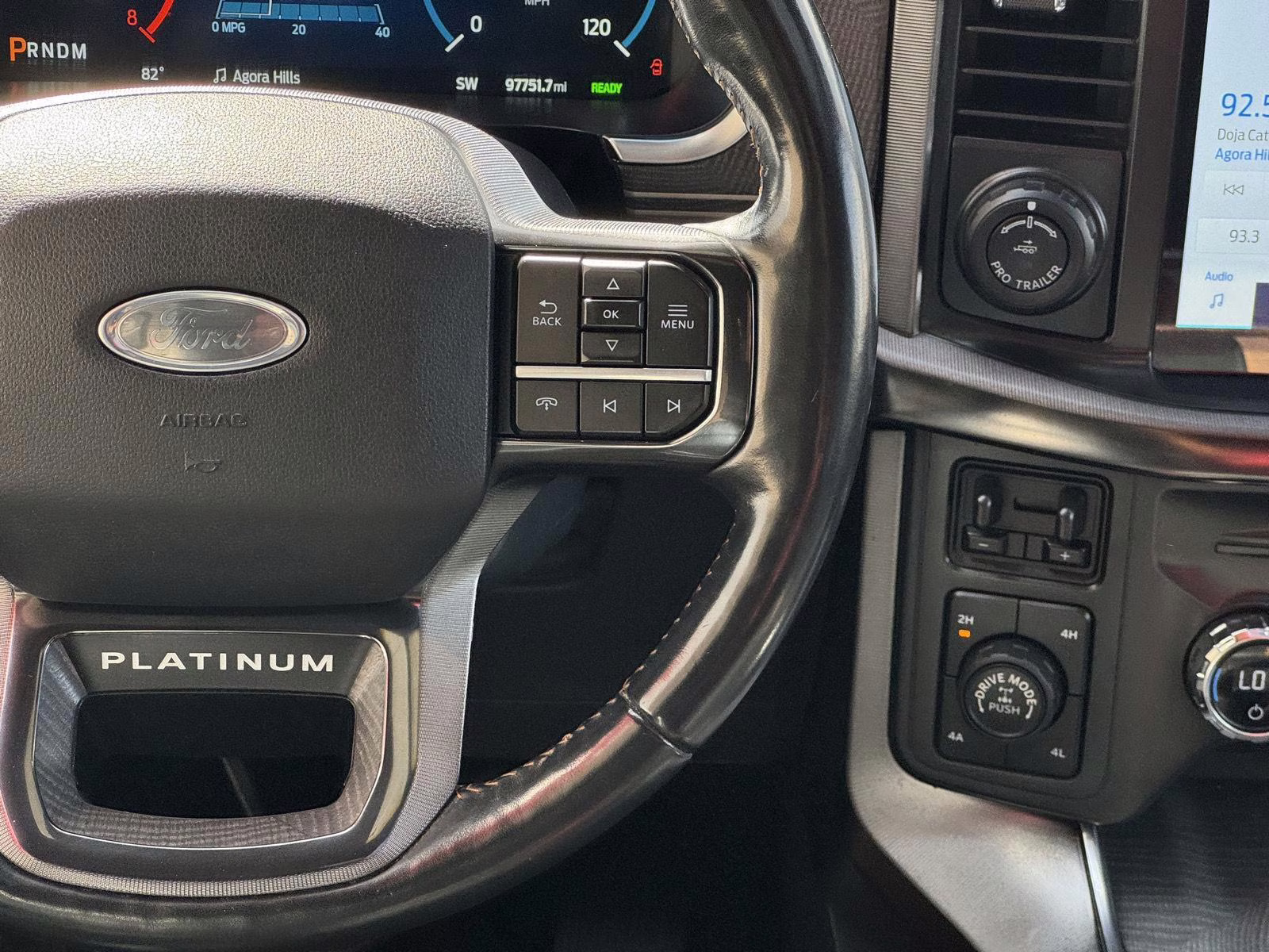 2021 Star White Metallic Tri-Coat Ford F-150 Platinum 4X4 Truck