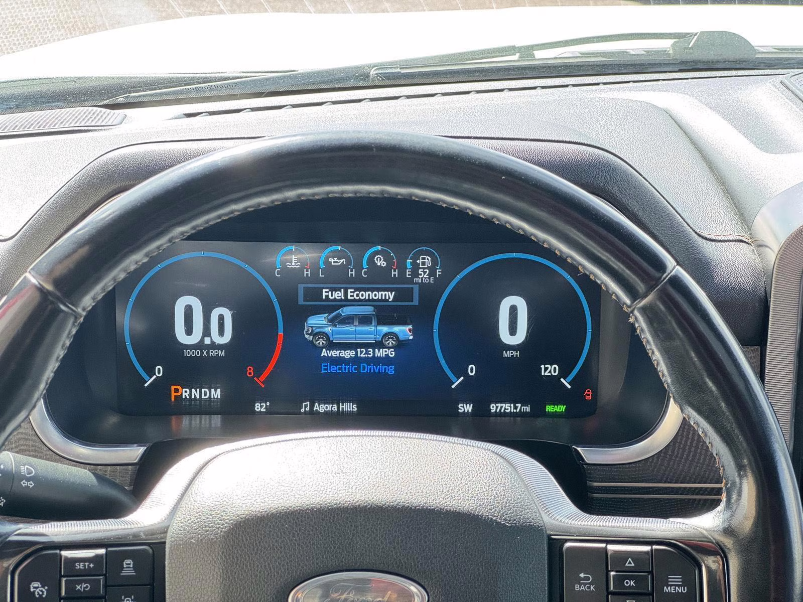 2021 Star White Metallic Tri-Coat Ford F-150 Platinum 4X4 Truck