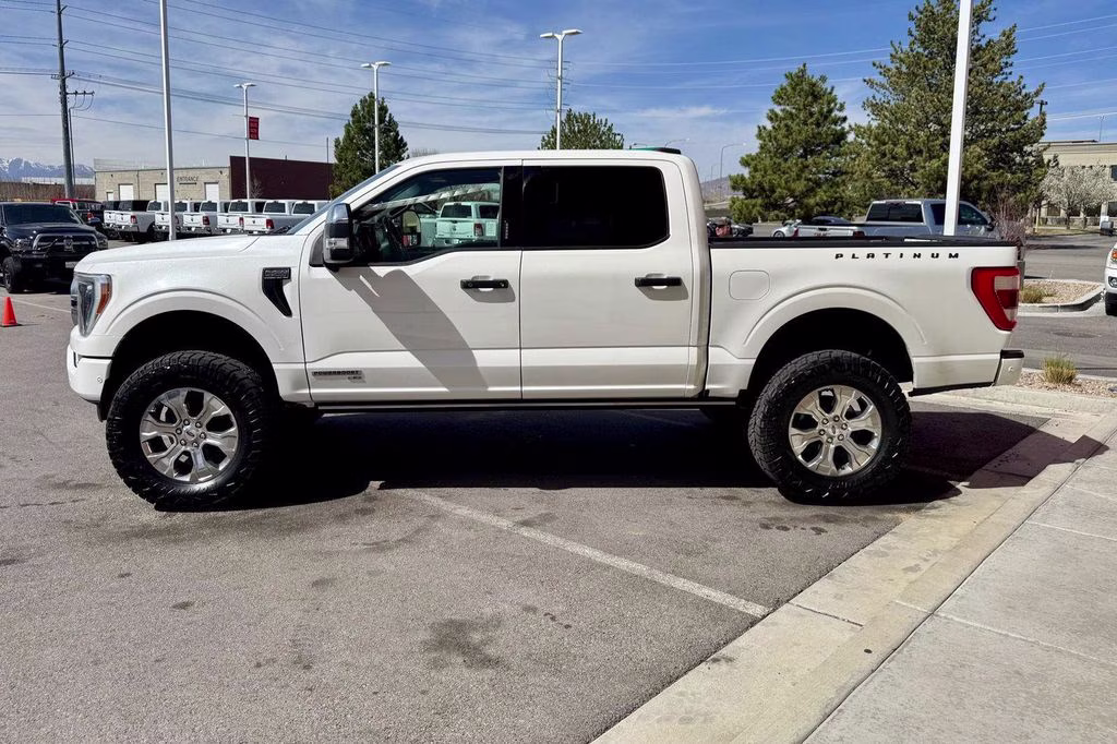 2021 White Ford F-150 Platinum 4X4 Truck