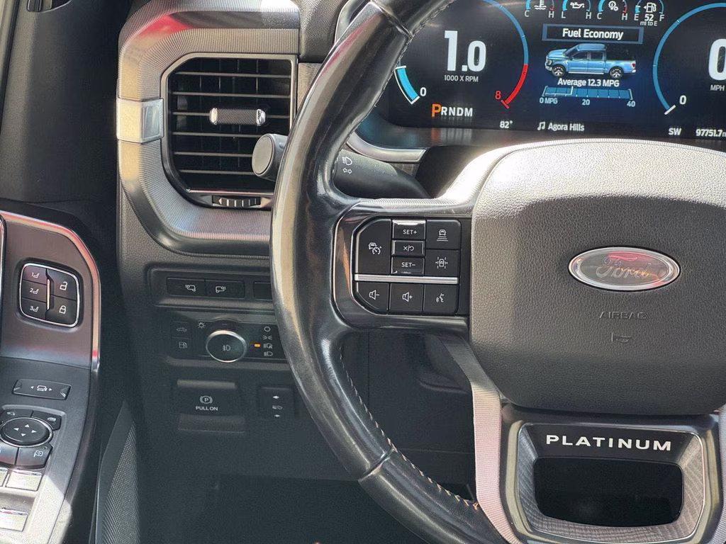 2021 White Ford F-150 Platinum 4X4 Truck