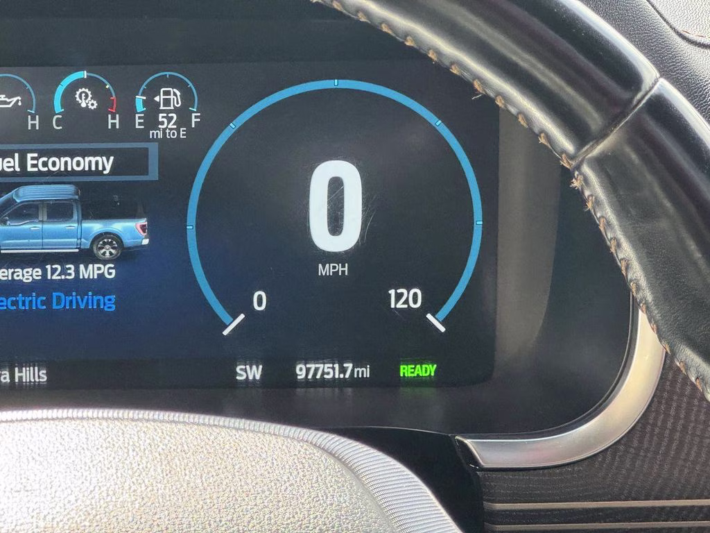 2021 White Ford F-150 Platinum 4X4 Truck