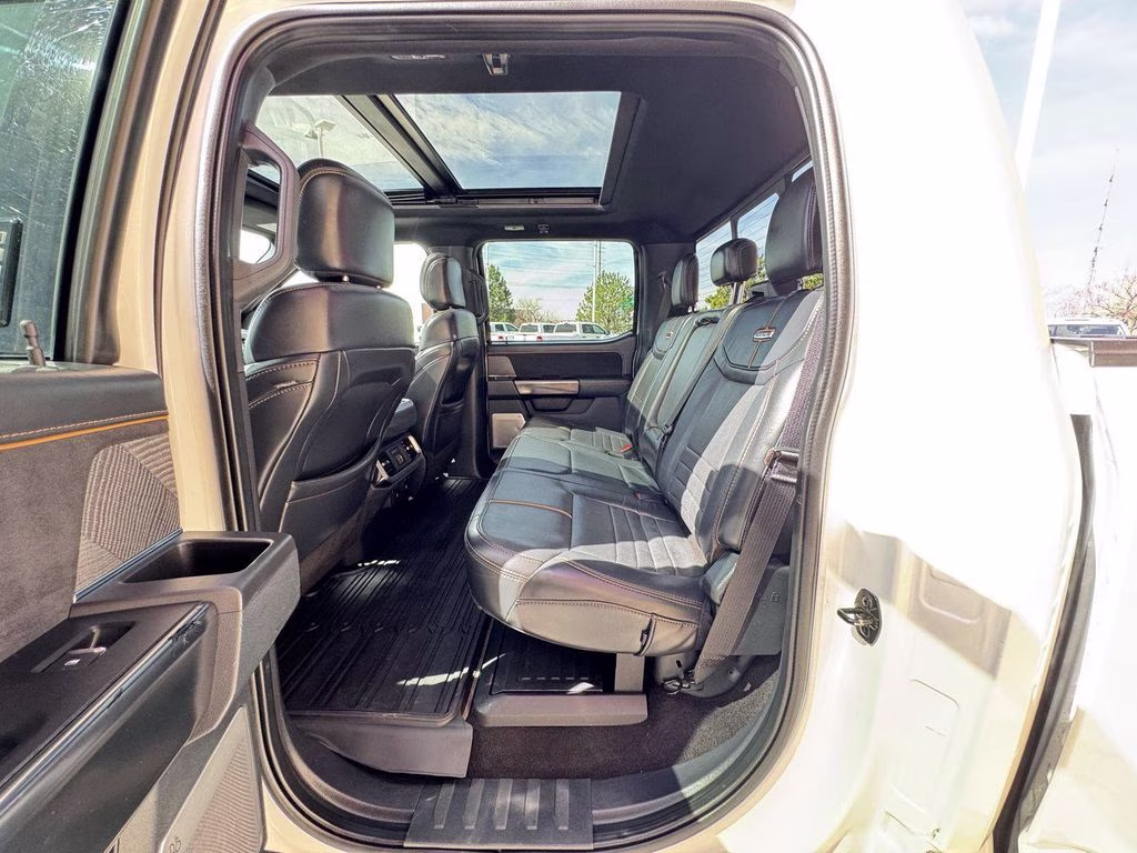 2021 White Ford F-150 Platinum 4X4 Truck