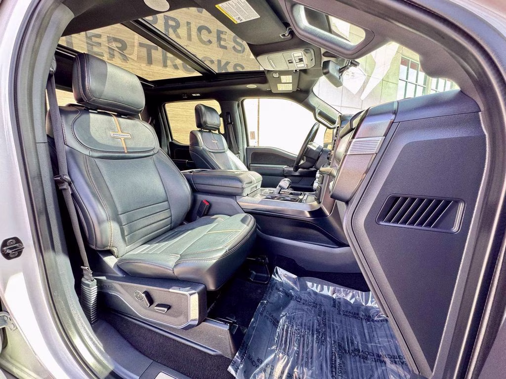 2021 White Ford F-150 Platinum 4X4 Truck