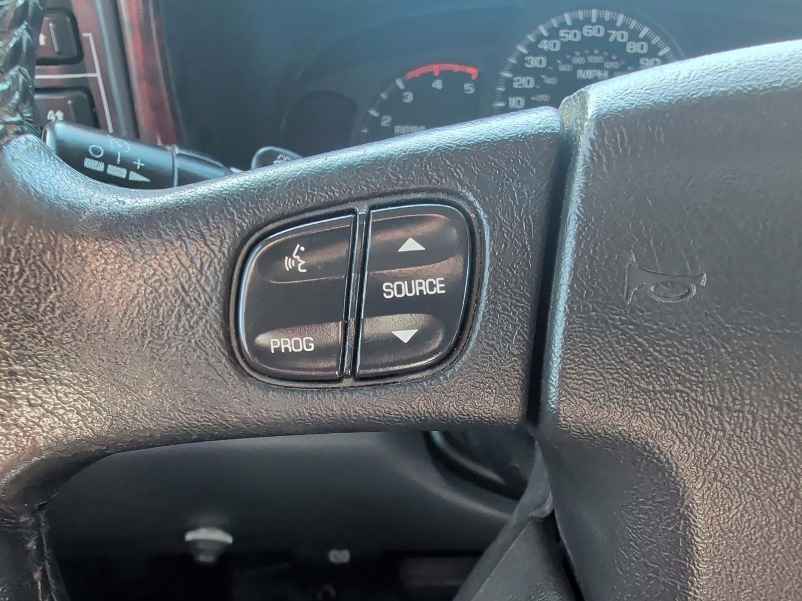 2004 Silver Birch Metallic Chevrolet Silverado 2500HD LT 4X4 Truck