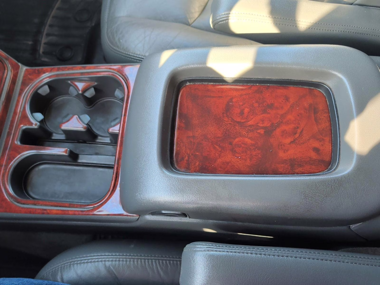 2004 Silver Birch Metallic Chevrolet Silverado 2500HD LT 4X4 Truck