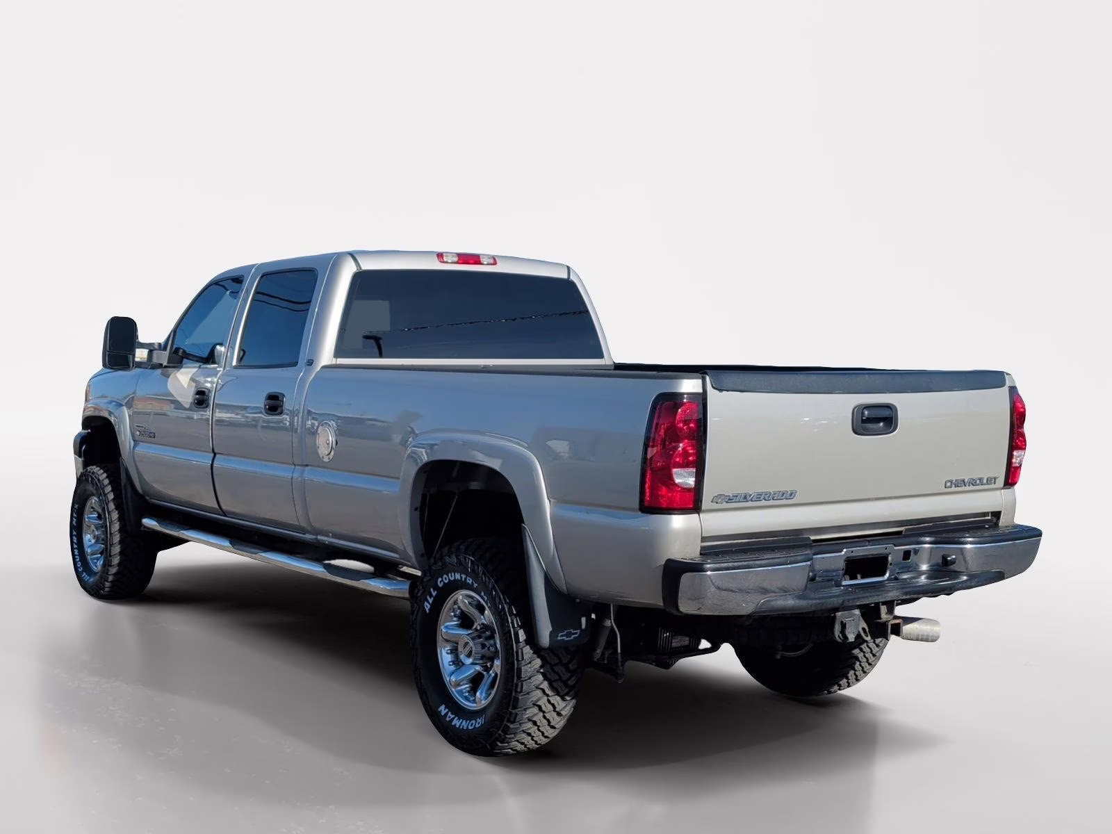 2004 Silver Birch Metallic Chevrolet Silverado 2500HD LT 4X4 Truck