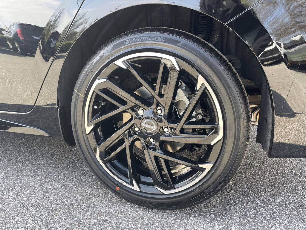 2026 Super Black Nissan Sentra SR FWD Sedan