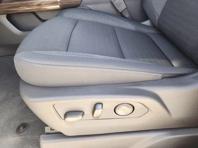 2026 Sterling Gray Metallic Chevrolet Silverado 1500 LT Trail Boss 4X4 Truck