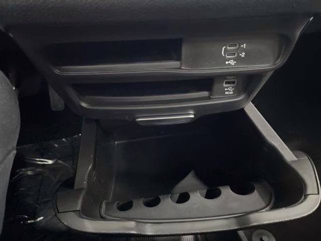 2026 Diamond Black Crystal Pearlcoat Chrysler Pacifica Select AWD Van