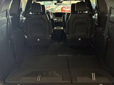 2026 Diamond Black Crystal Pearlcoat Chrysler Pacifica Select AWD Van