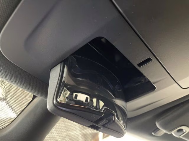 2026 Diamond Black Crystal Pearlcoat Chrysler Pacifica Select AWD Van