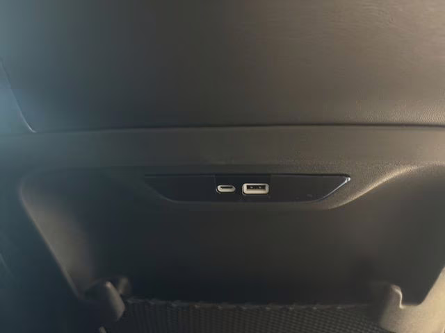 2026 Diamond Black Crystal Pearlcoat Chrysler Pacifica Select AWD Van