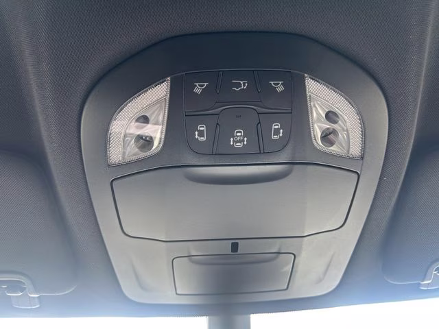2026 Diamond Black Crystal Pearlcoat Chrysler Pacifica Select AWD Van