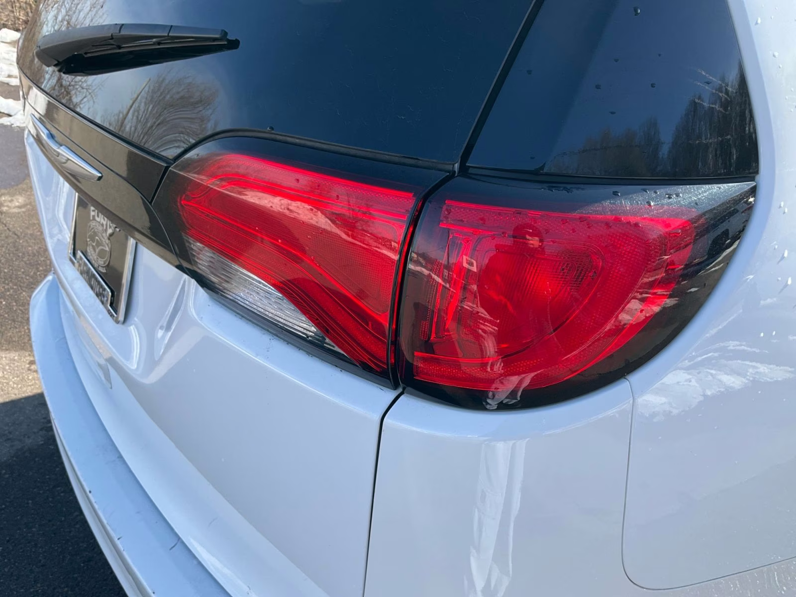 2022 Bright White Clearcoat Chrysler Voyager LX FWD Van