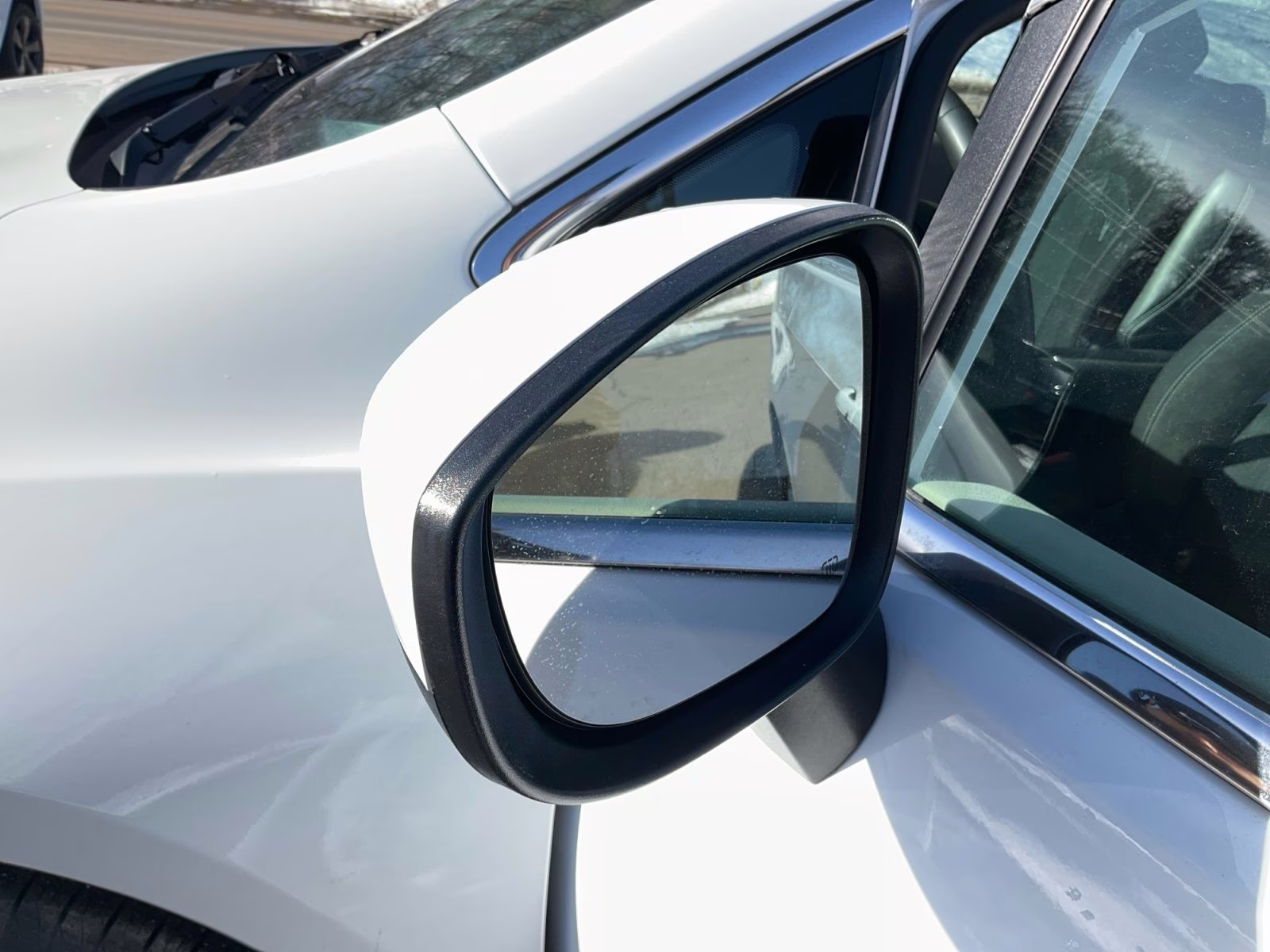 2022 Bright White Clearcoat Chrysler Voyager LX FWD Van