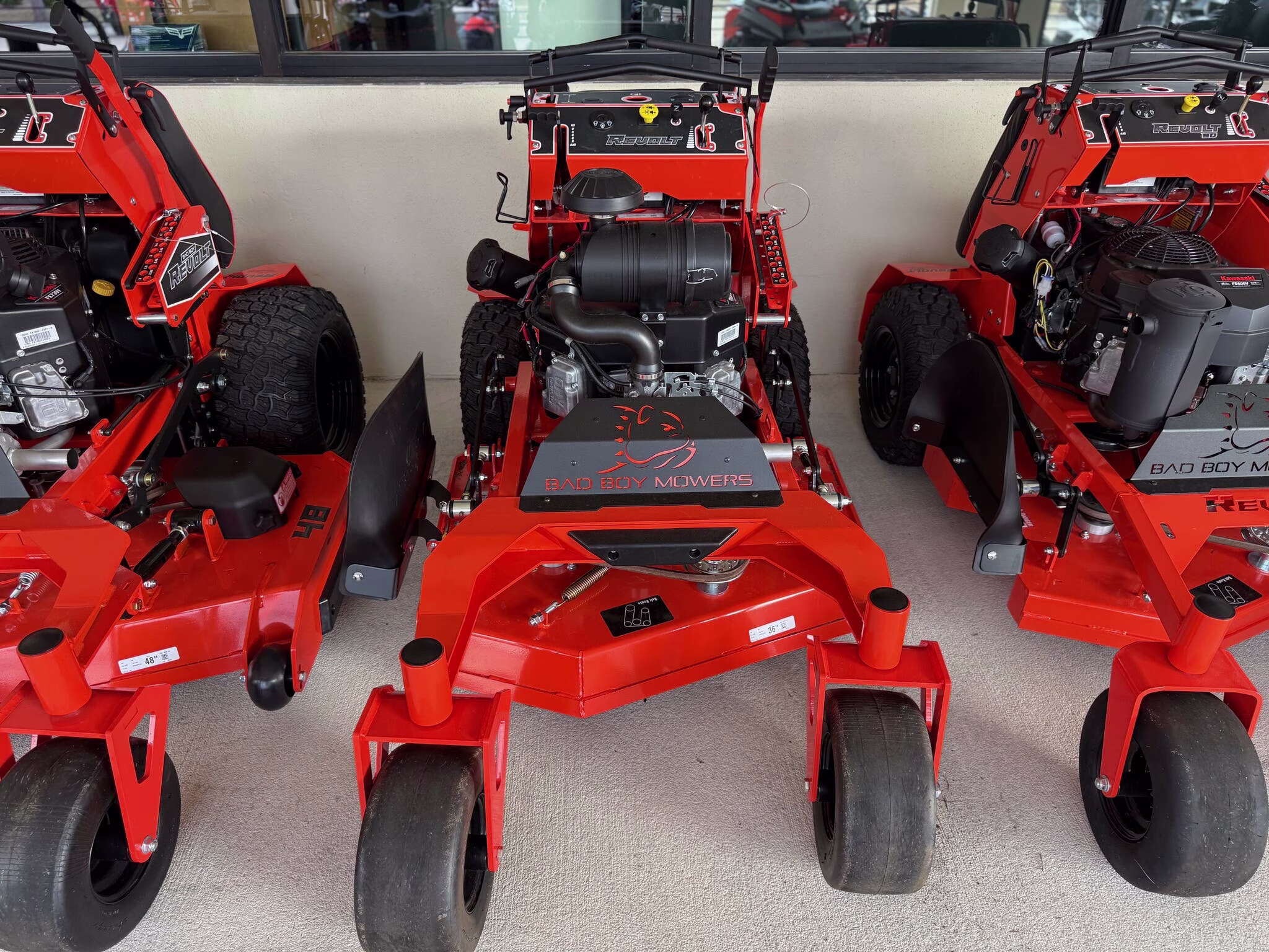 2026 Bad Boy Mowers Outlaw Revolt 36 Lawn Mower