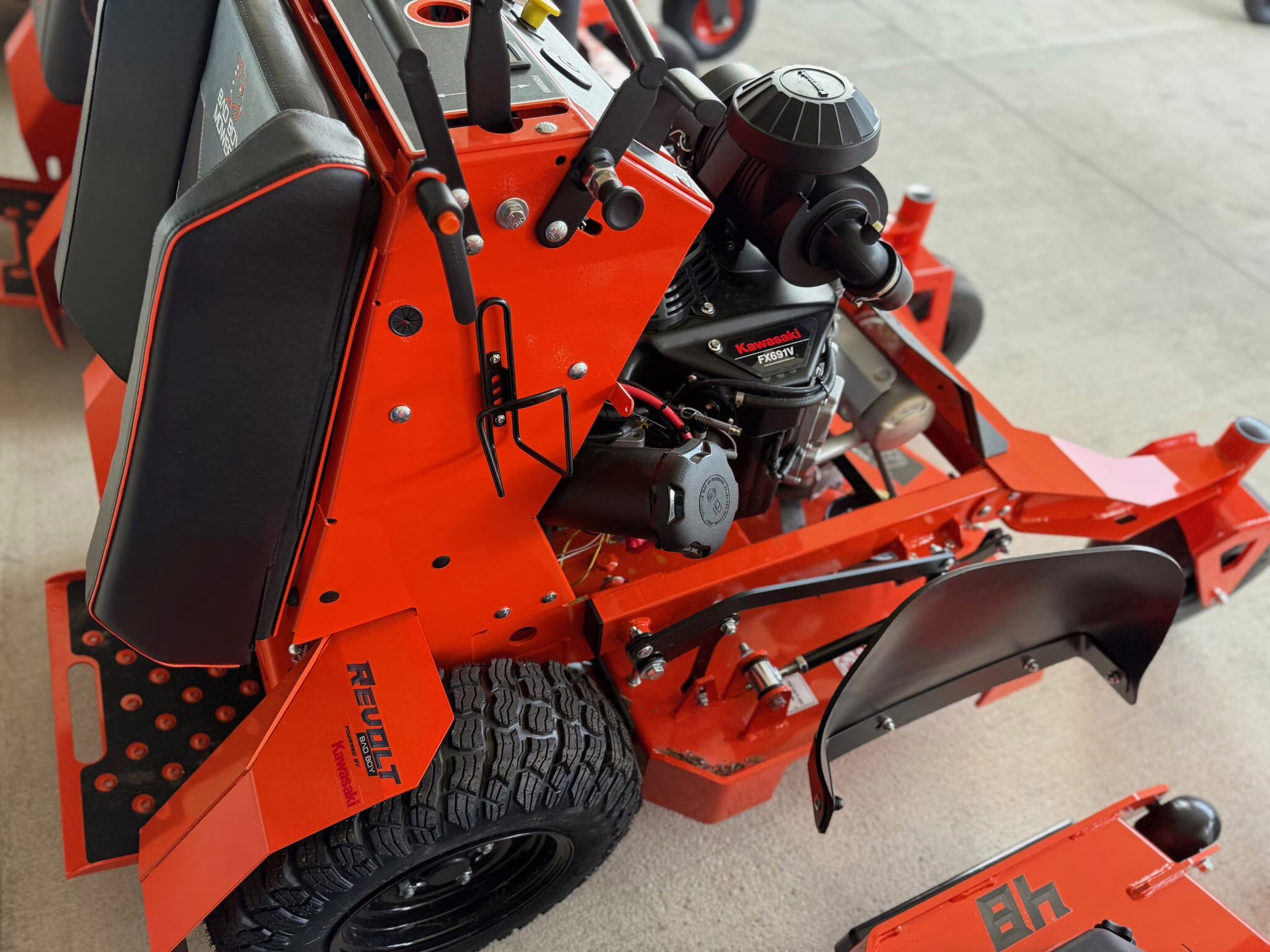 2026 Bad Boy Mowers Outlaw Revolt 36 Lawn Mower