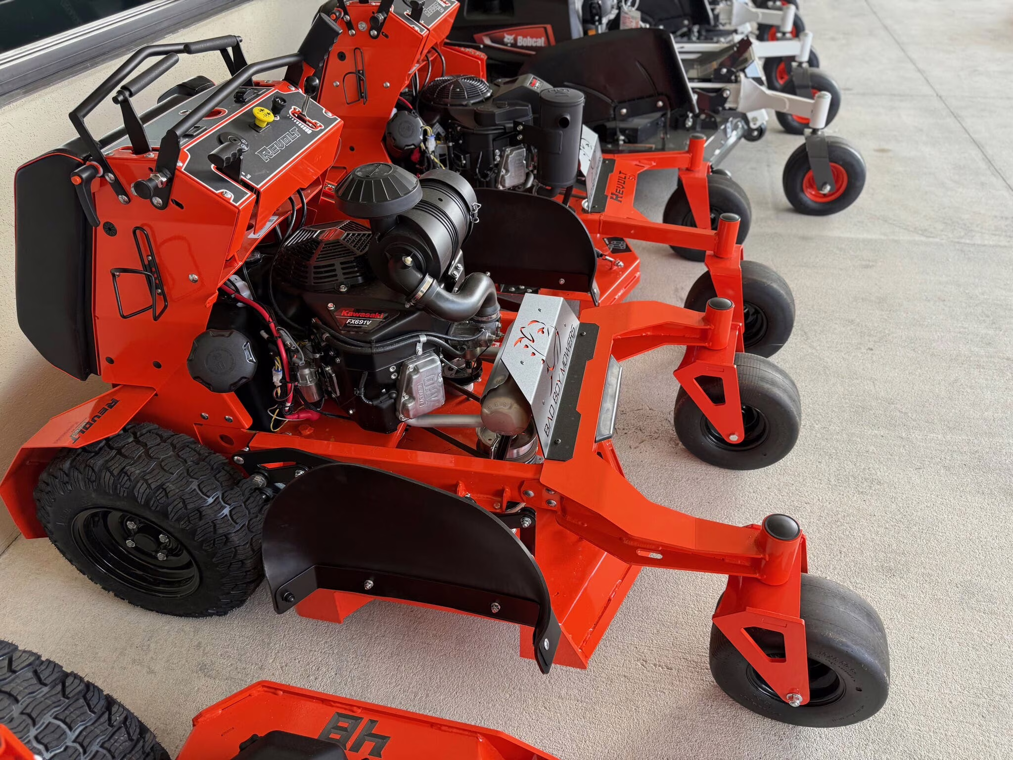 2026 Bad Boy Mowers Outlaw Revolt 36 Lawn Mower