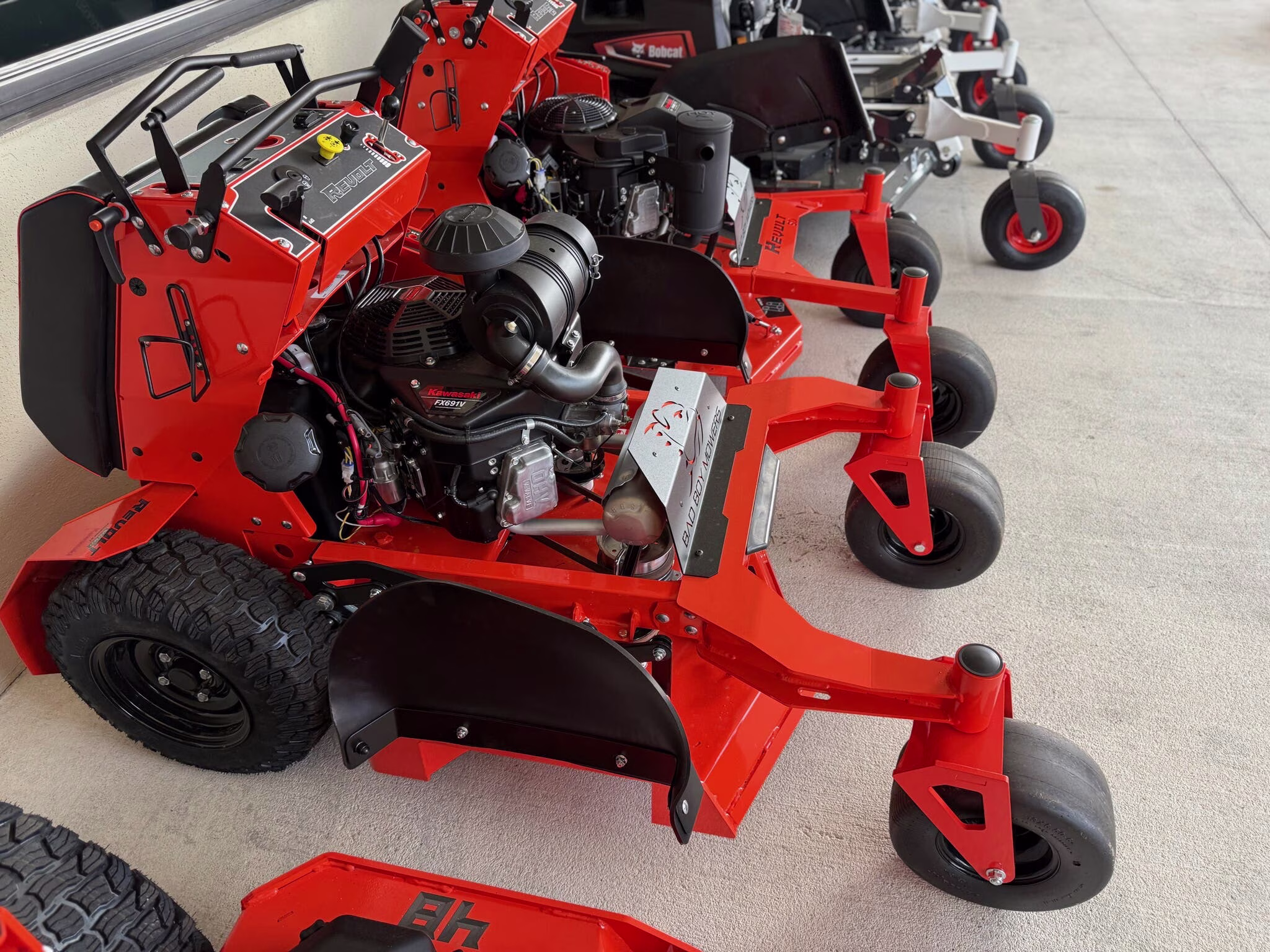 2026 Bad Boy Mowers Outlaw Revolt 36 Lawn Mower