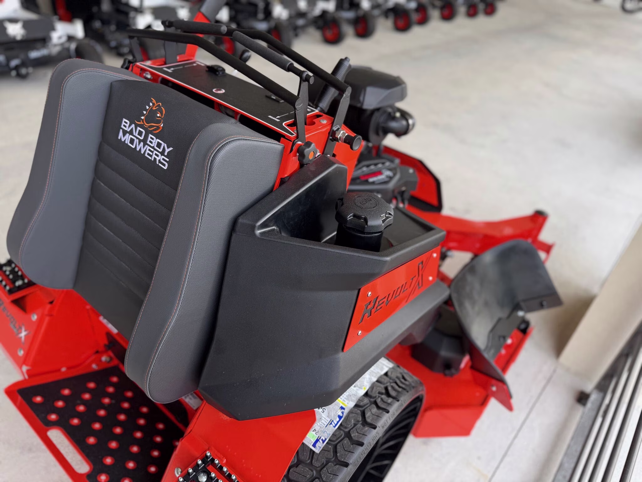 2026 Bad Boy Mowers Outlaw Revolt X 54 Lawn Mower