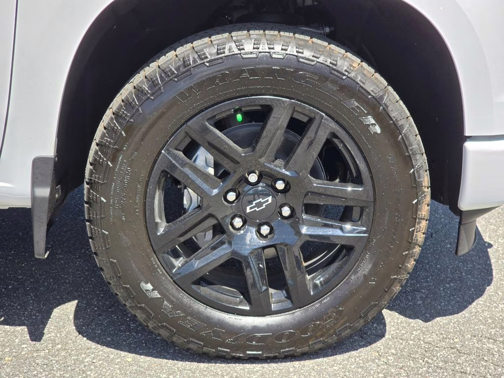 2026 Summit White Chevrolet Silverado 1500 RST 4X4 Truck