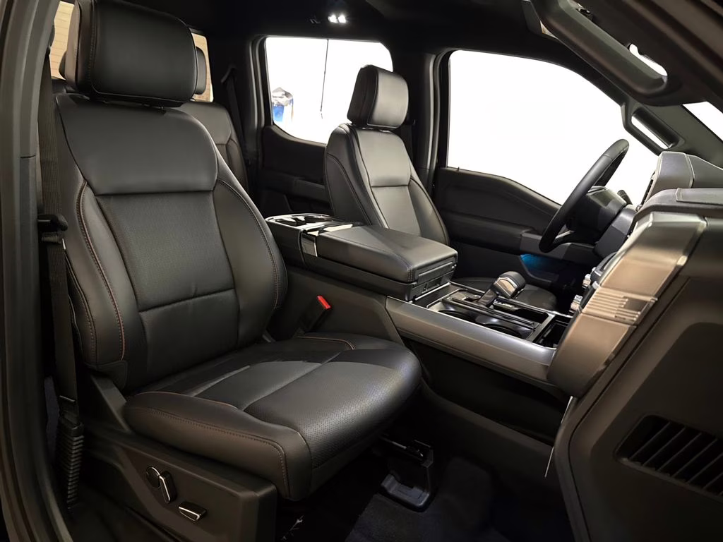 2026 Agate Black Metallic Ford F-150 Lariat 4X4 Truck