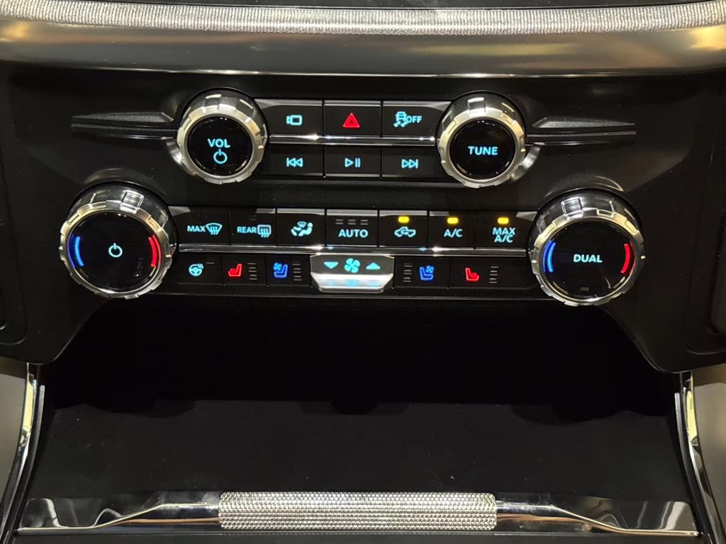 2026 Agate Black Metallic Ford F-150 Lariat 4X4 Truck