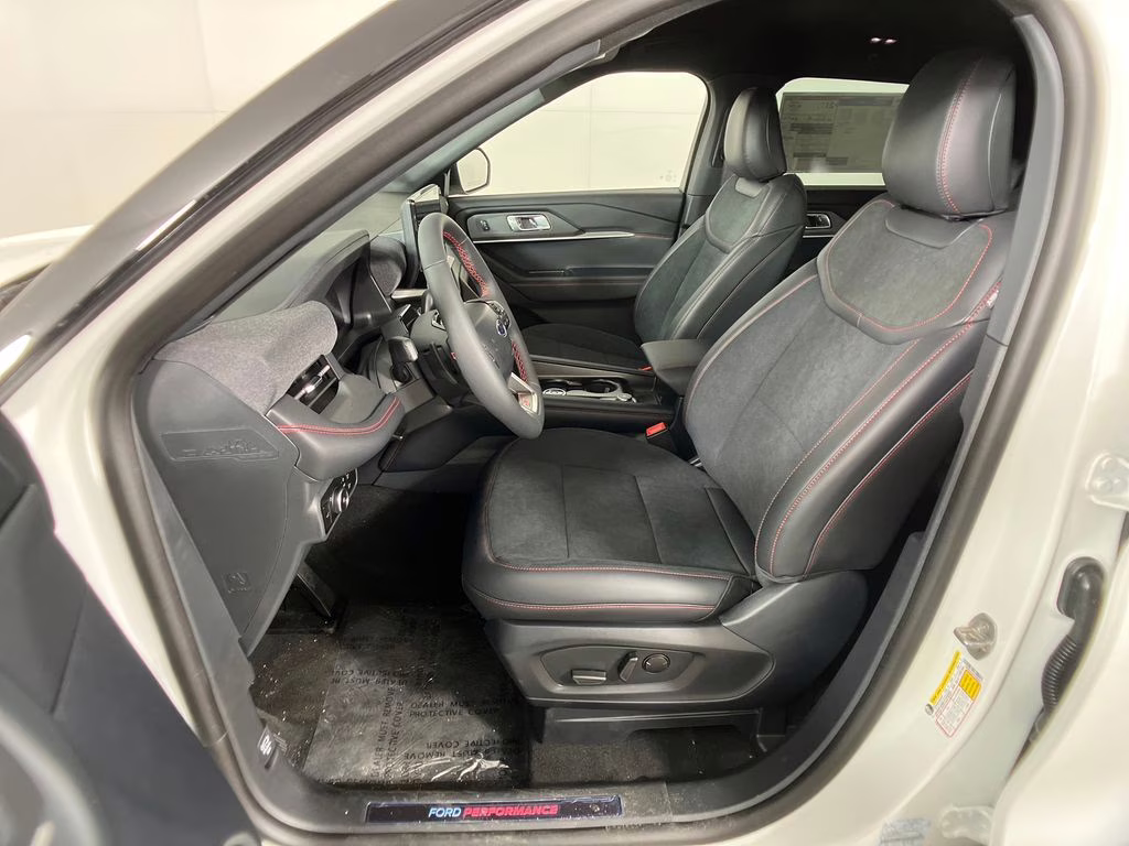 2026 Star White Metallic Tri-Coat Ford Explorer ST RWD SUV