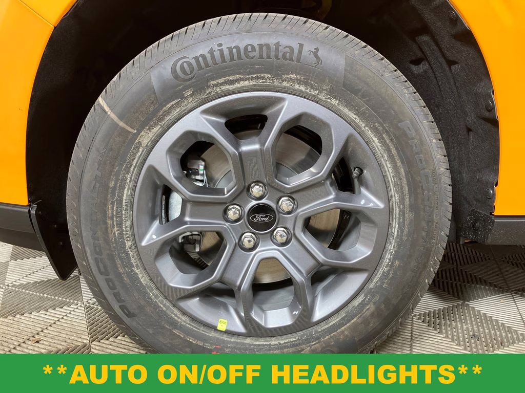 2026 Orange Fury Metallic Tri-Coat Ford Maverick XLT FWD Truck