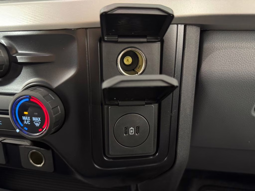 2026 Oxford White Ford Super Duty F-350 SRW XL 4X4 Truck