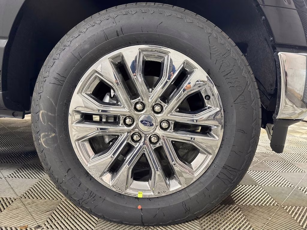 2026 Agate Black Metallic Ford F-150 Lariat 4X4 Truck