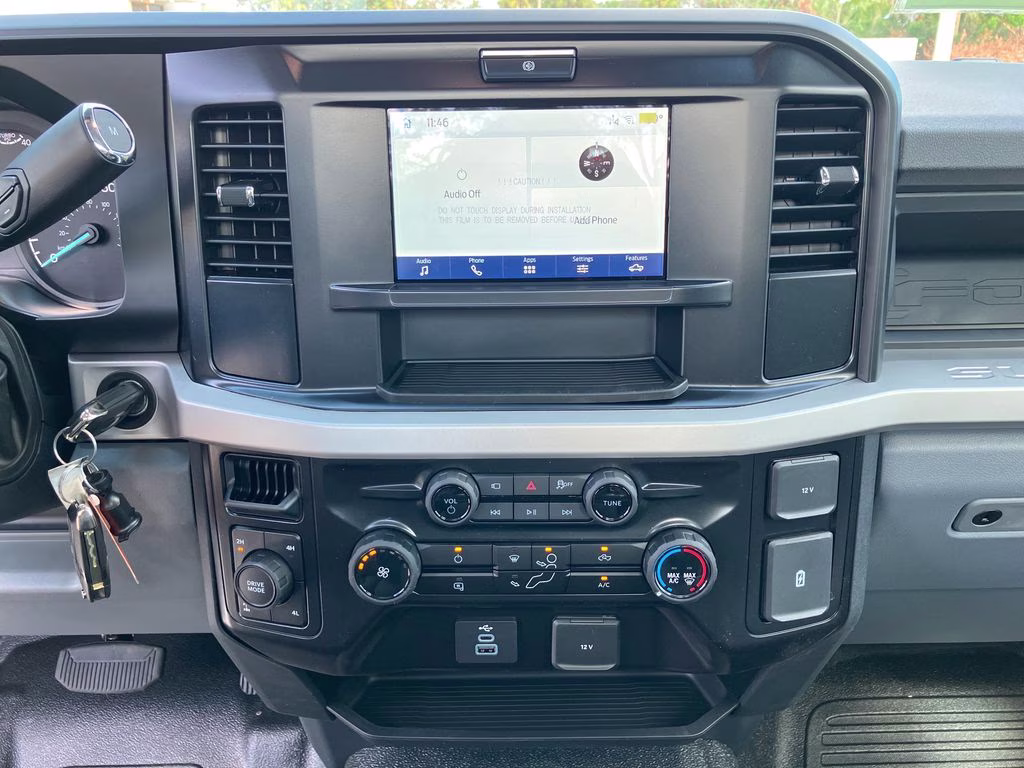 2026 Oxford White Ford Super Duty F-350 SRW XL 4X4 Truck