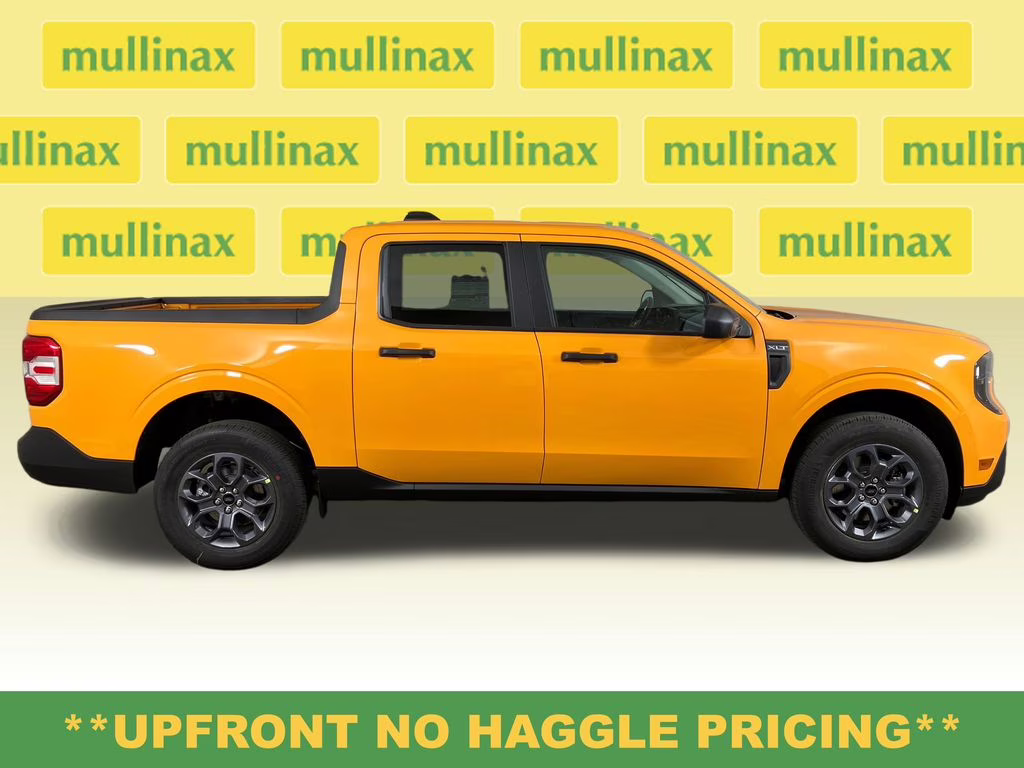 2026 Orange Fury Metallic Tri-Coat Ford Maverick XLT FWD Truck