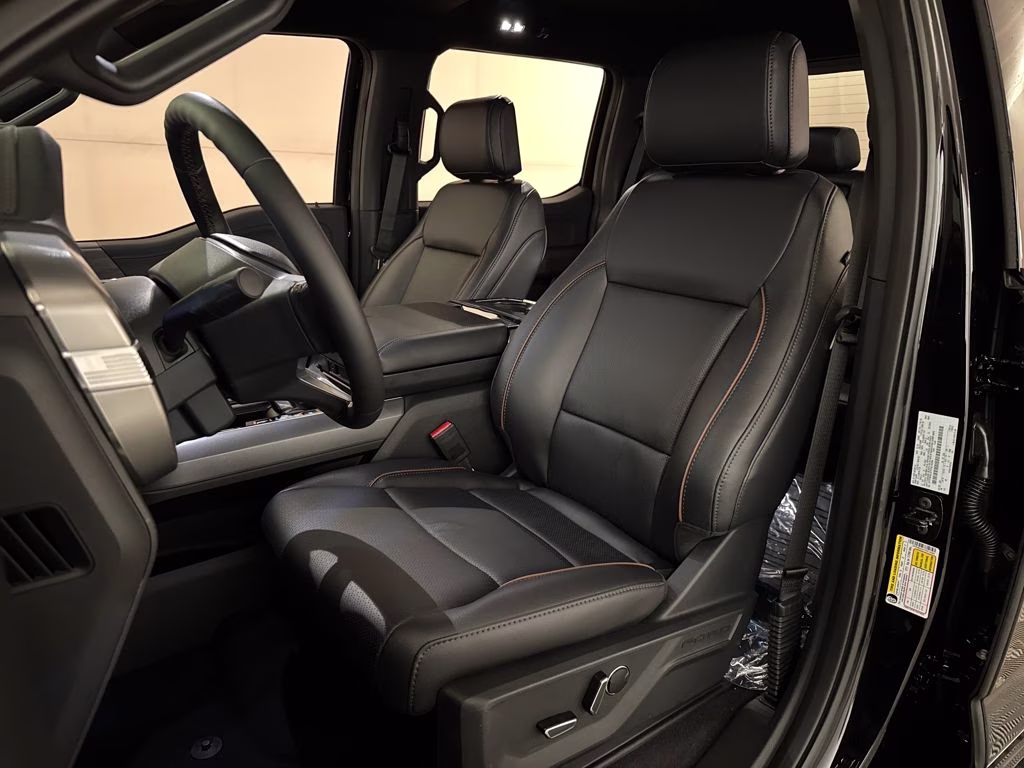 2026 Agate Black Metallic Ford F-150 Lariat 4X4 Truck