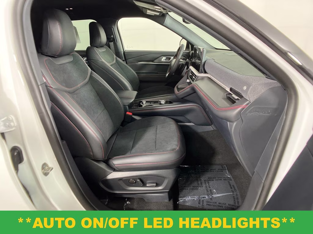 2026 Star White Metallic Tri-Coat Ford Explorer ST RWD SUV