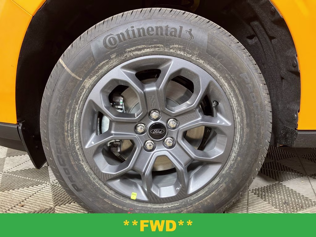 2026 Orange Fury Metallic Tri-Coat Ford Maverick XLT FWD Truck