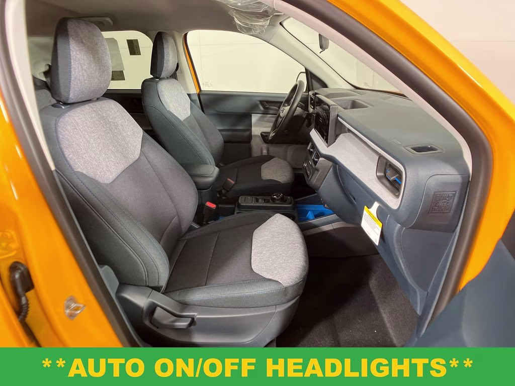 2026 Orange Fury Metallic Tri-Coat Ford Maverick XLT FWD Truck
