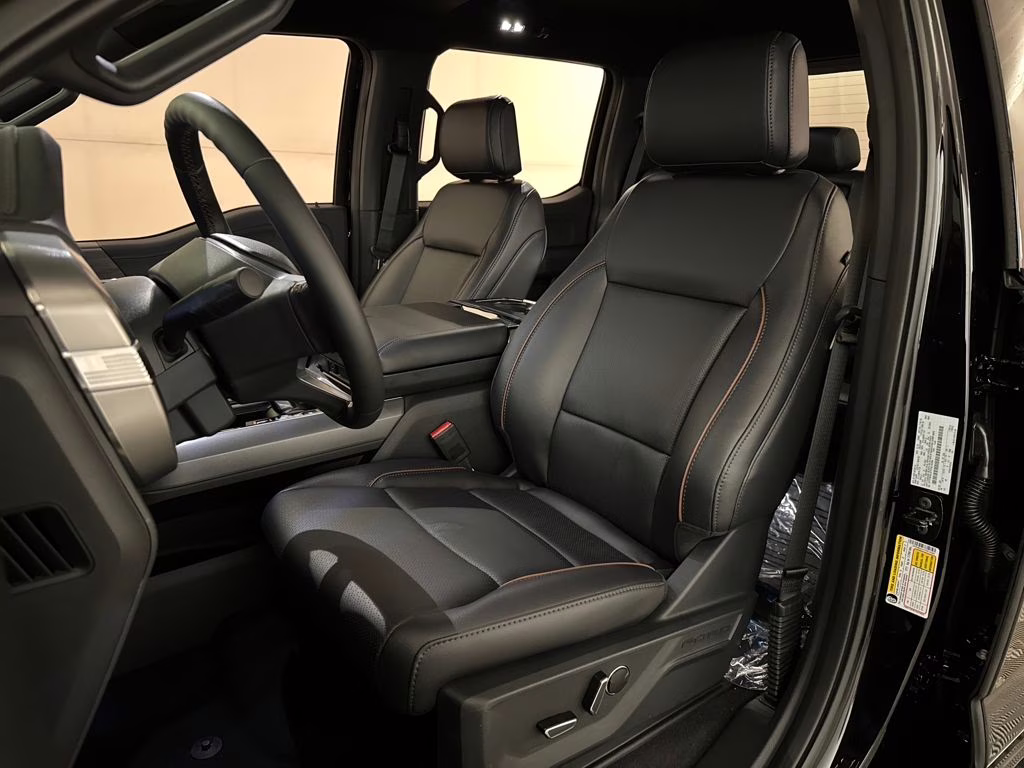 2026 Agate Black Metallic Ford F-150 Lariat 4X4 Truck