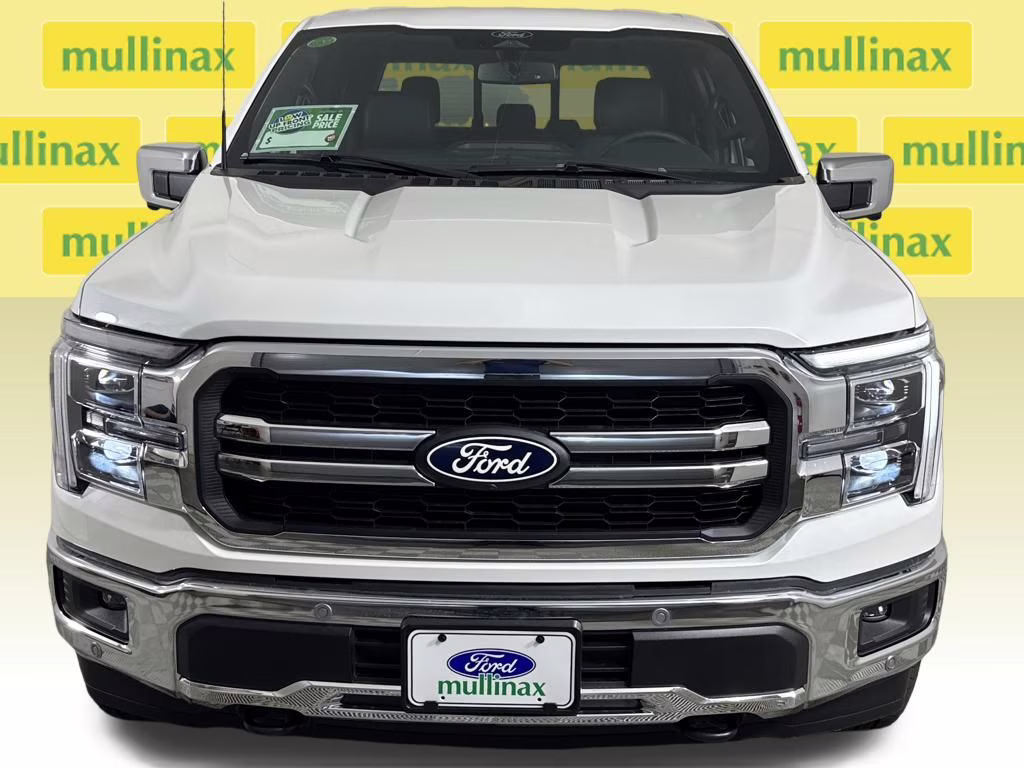 2026 Star White Metallic Tri-Coat Ford F-150 Lariat 4X4 Truck