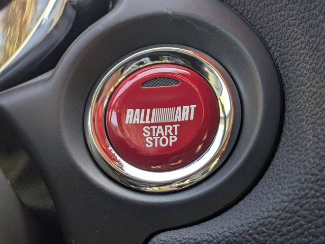 2026 White Diamond Mitsubishi Outlander Sport 2.0 Ralliart 4X4 SUV