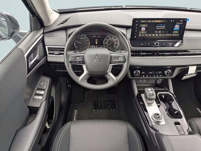 2026 Labrador Black Pearl Mitsubishi Outlander ES FWD SUV